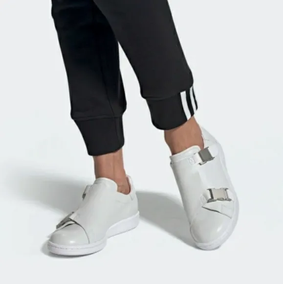 (New) Adidas Sneakers