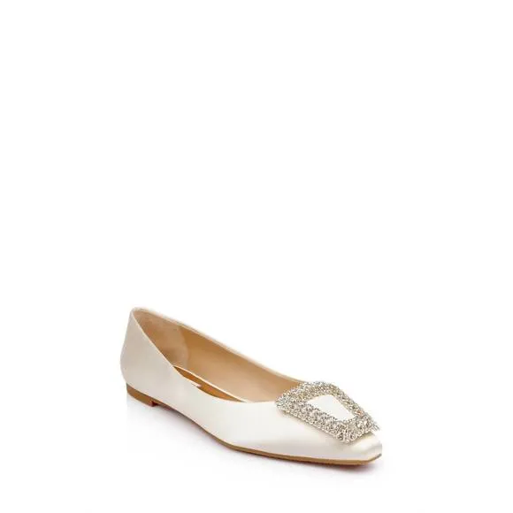 NEW BADGLEY MISCHKA women's emerie crystal buckle flats in ivrsat