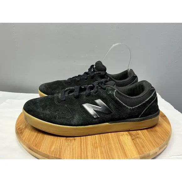 New Balance 533 Skater Shoes Mens size 9 NM533BKT Black on Black