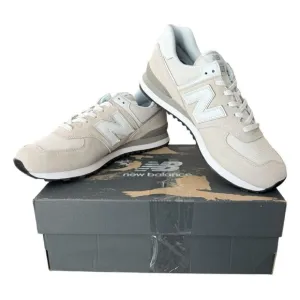 New Balance 574 Core Classics Men's Size 13 Women Size 11.5 Sneakers ML574EVW