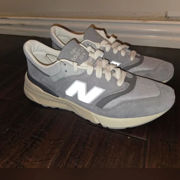 New Balance 997R Gray Sneakers