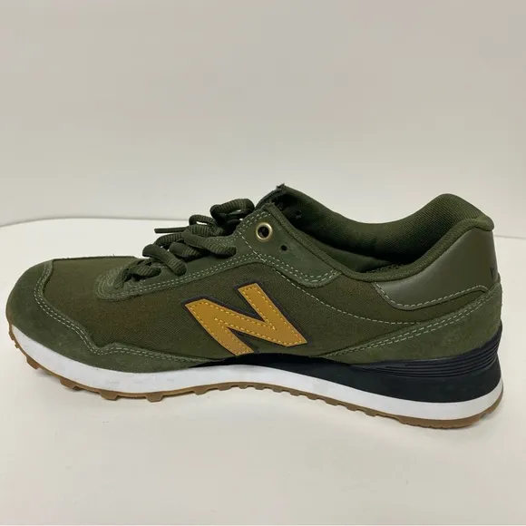 New Balance Men's Olive Green Sneakers Size 11