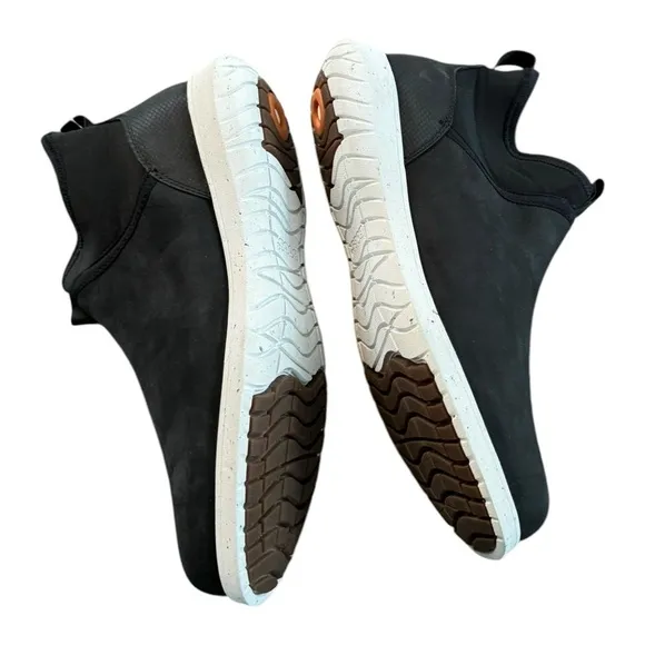 New! BOGS Juniper Chelsea Snow Slip On Boot Sneakers