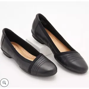 New! Clark’s Collection Leather Ballet Flats - Sara Erin in black size 8