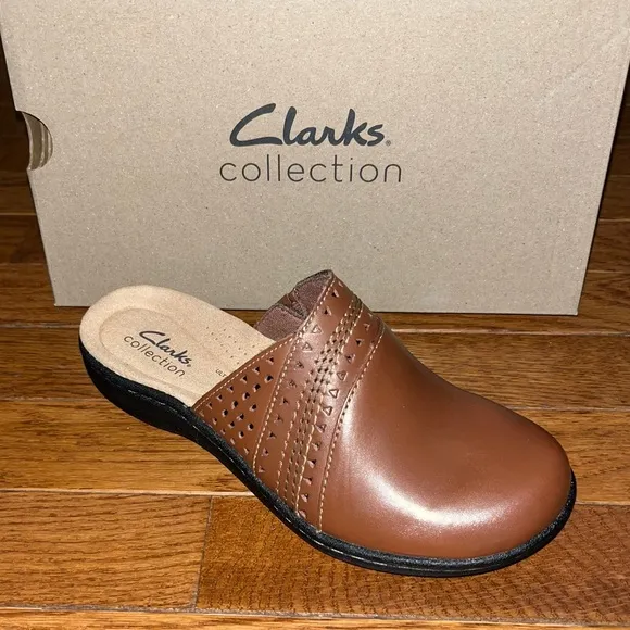 NEW Clarks Leather Laurieann Ease Slip On Mule Flats Dark Tan Women’s Size 5.5