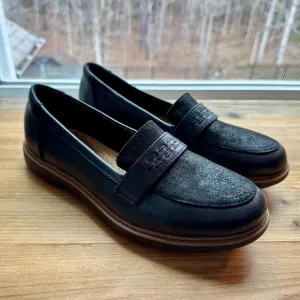 NEW Clarks Womens Raisie Jump Slip-On Loafer Black Flat Shoes 9.5