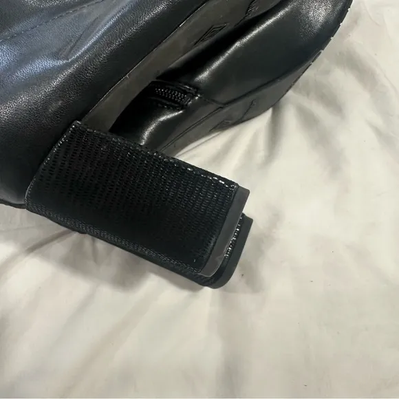 NEW Donald J‎ Pliner Cattie Black Nappa Stretch Leather Boot Size 10 Reg $258