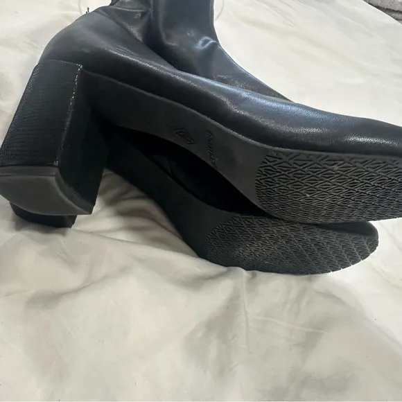 NEW Donald J‎ Pliner Cattie Black Nappa Stretch Leather Boot Size 10 Reg $258