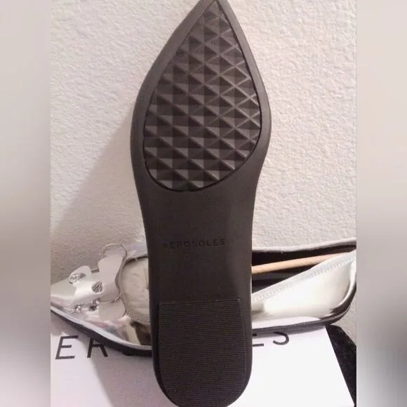 New Dumas Silver Mirror Metallic Pointed Toe Flats 8W”