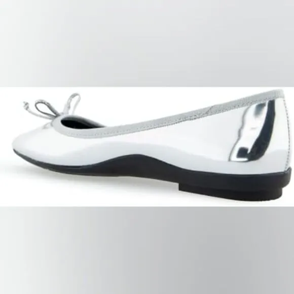New Dumas Silver Mirror Metallic Pointed Toe Flats 8W”
