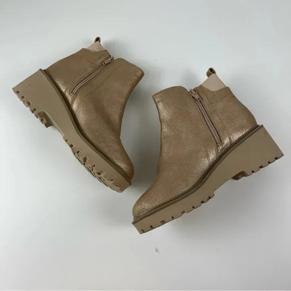 NEW DV Dolce Vita Fury Lug Booties Boots Size 5 Gold Side Zip