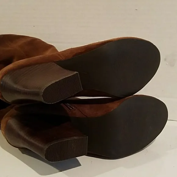 NEW - FARYLROBIN PLUME SUEDE LEATHER BOOTS