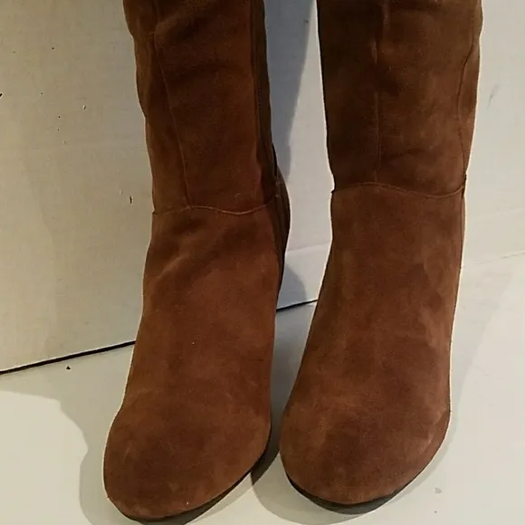 NEW - FARYLROBIN PLUME SUEDE LEATHER BOOTS