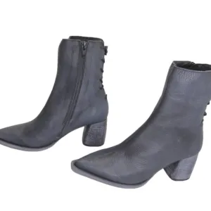 NEW FREE PEOPLE Livia Boots Pointed Toe Side Zip Backlace Faded Black Size 7