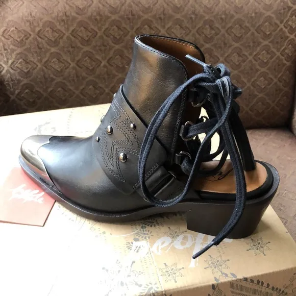 new FREE PEOPLE Rory GENUINE LEATHER boots booties in Black 1091NR