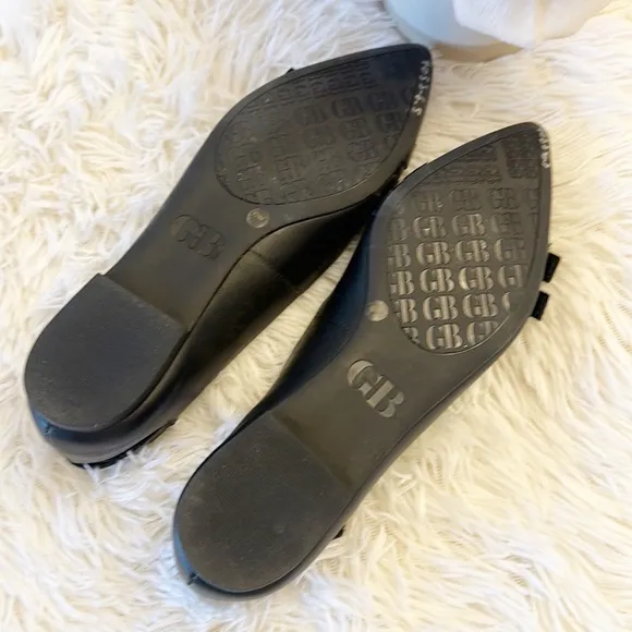 NEW Gianni Bini Black Leather Buckle Point toe ballet flats women size 6.5