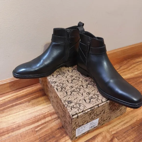 New KARL LAGERFELD PARISMen's Leather Side-Zip Buckle Boots size 8