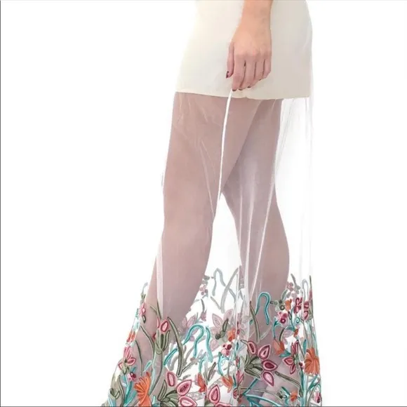 NEW Mesh Floral embroidered elegant formal maxi