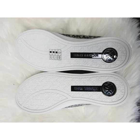 New Michael Kors Monogram Graphite Black Sneakers - 7