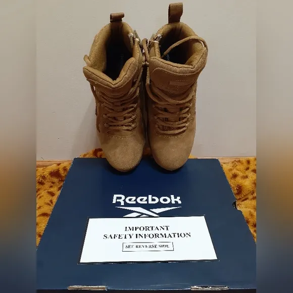 NEW Rapid response REEBOK safety toe shoes Men's size 7