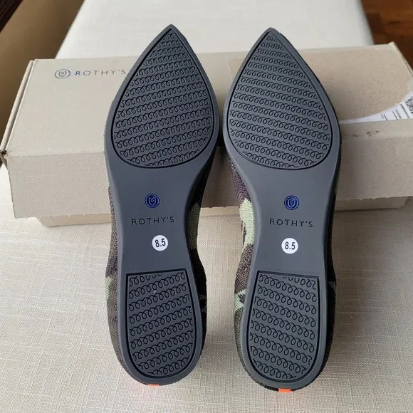 New! Rothy’s sz 8.5 The Point Olive Camo Pointed Toe Flats Women's NWT Rothys