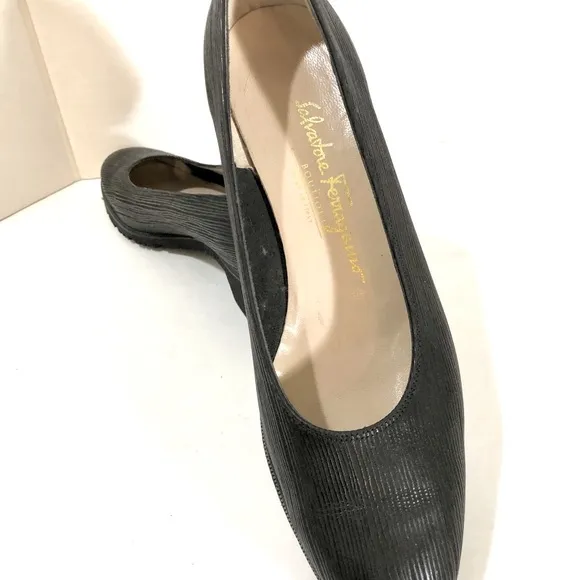 NEW Salvatore Ferragamo Boutique Black Shoes Size 8 B