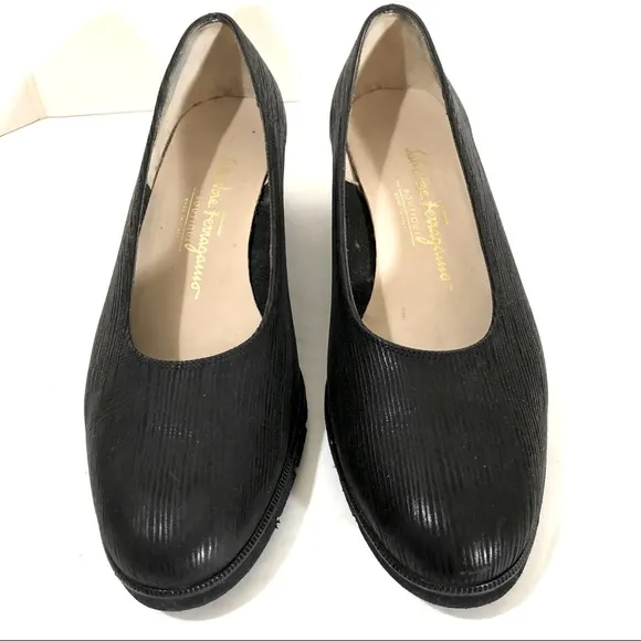 NEW Salvatore Ferragamo Boutique Black Shoes Size 8 B