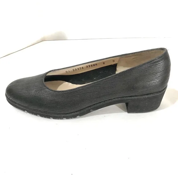NEW Salvatore Ferragamo Boutique Black Shoes Size 8 B