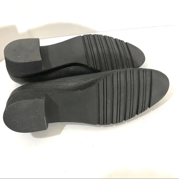 NEW Salvatore Ferragamo Boutique Black Shoes Size 8 B
