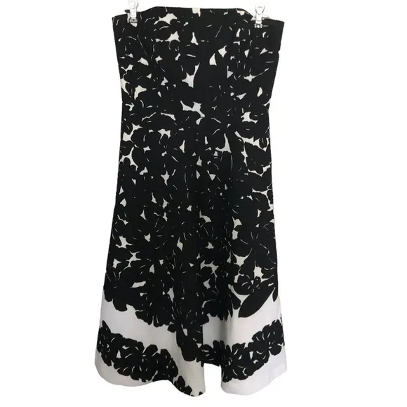 NEW White House Black Market Strapless dress midi fit and flare abstract pattern