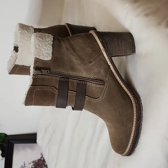 NEW White Mountain Rialto Joker II Brown Suede Chunky Chastity Boots Sherpa Warm