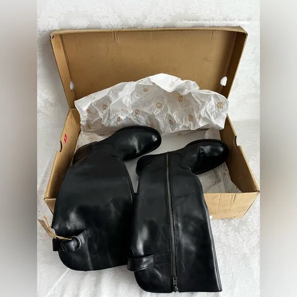 NIB Born Tallulah black leather boots size 7.5