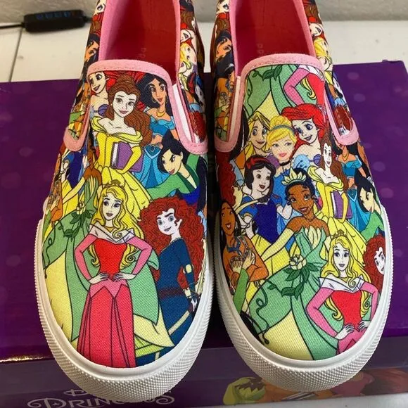 NIB Disney Princess Kids Girls Belle Slip-On Casual Shoes - Multicolor - Size 3