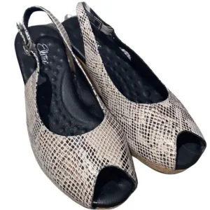 NIB Elites by Walking Cradle Leather Snakeskin slingback Wedges size 10.5