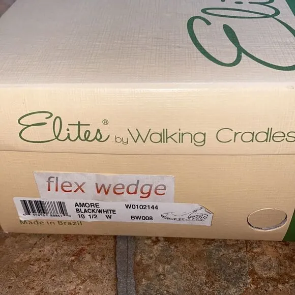 NIB Elites by Walking Cradle Leather Snakeskin slingback Wedges size 10.5