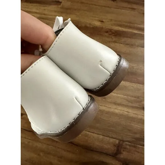 NIB Footmates White Leather Todd Boots 5