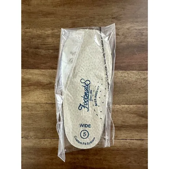 NIB Footmates White Leather Todd Boots 5