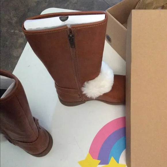 NIB girls Authentic riding boots