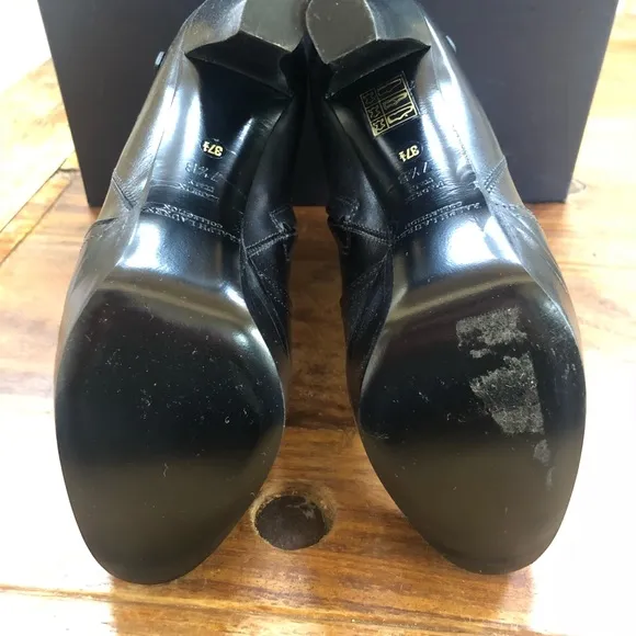 NIB Ralph Lauren Norine Ankle Boots