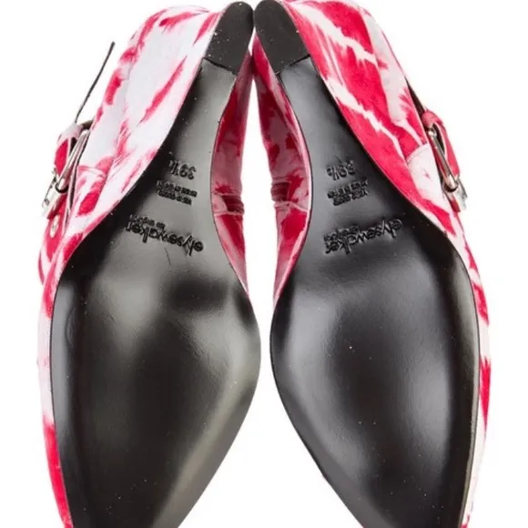 NIB suede Elyse Walker tie-dye ankle boots