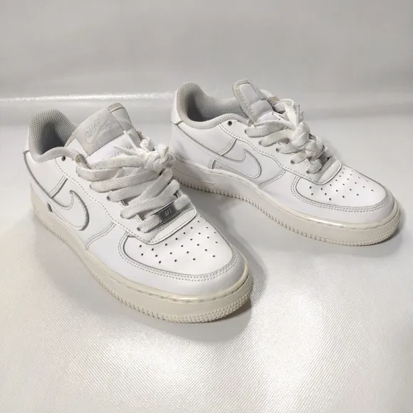 Nike Air Force 1 LE Big Kids Shoes Sz 6Y