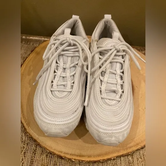 Nike Air Max 97 Shoes Size 4.5Y (Women Size 6) Triple White 921522-104