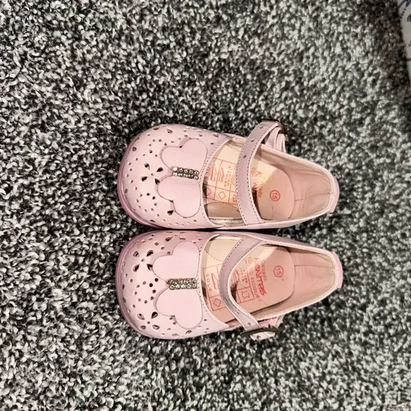 Nike baby Shoes, Uggs and other high class shoes
