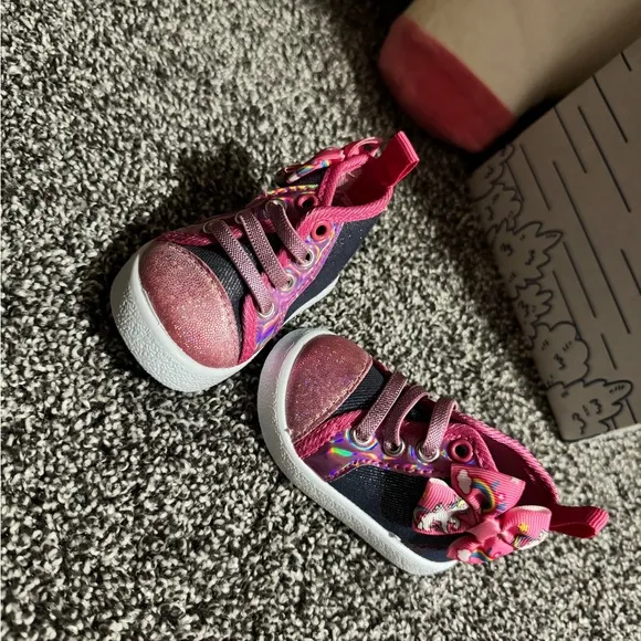 Nike baby Shoes, Uggs and other high class shoes