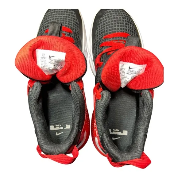 Nike Big Kids LeBron Witness 7| Basketball’Bred’ DM1123-005
