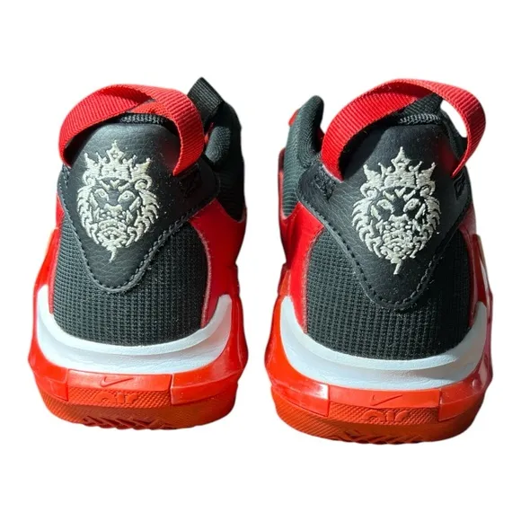 Nike Big Kids LeBron Witness 7| Basketball’Bred’ DM1123-005