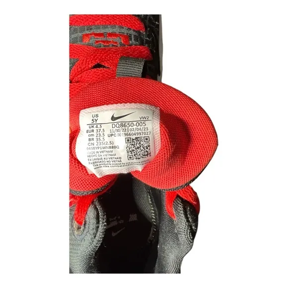 Nike Big Kids LeBron Witness 7| Basketball’Bred’ DM1123-005