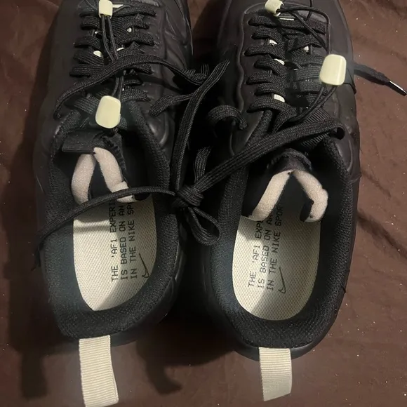 Nike Black Sneakers with Leather Upper a Midsole Air Force 1 Experimental Glow