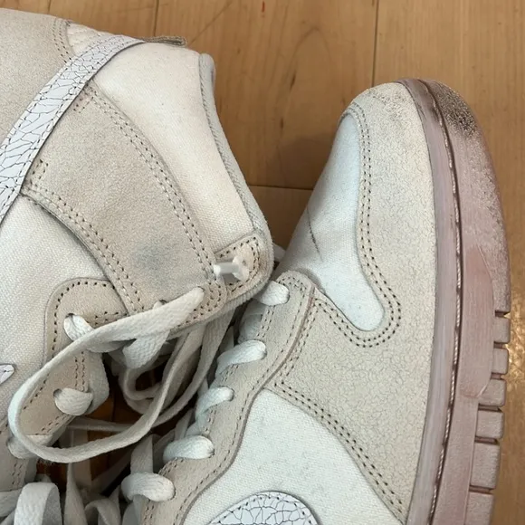 Nike Dunk Hi Retro size 10 Cracked Leather Salt Flats DV0822-100 Men's