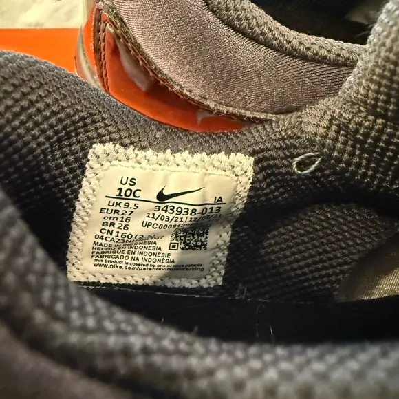 Nike Dynamo Free TD Sneaker